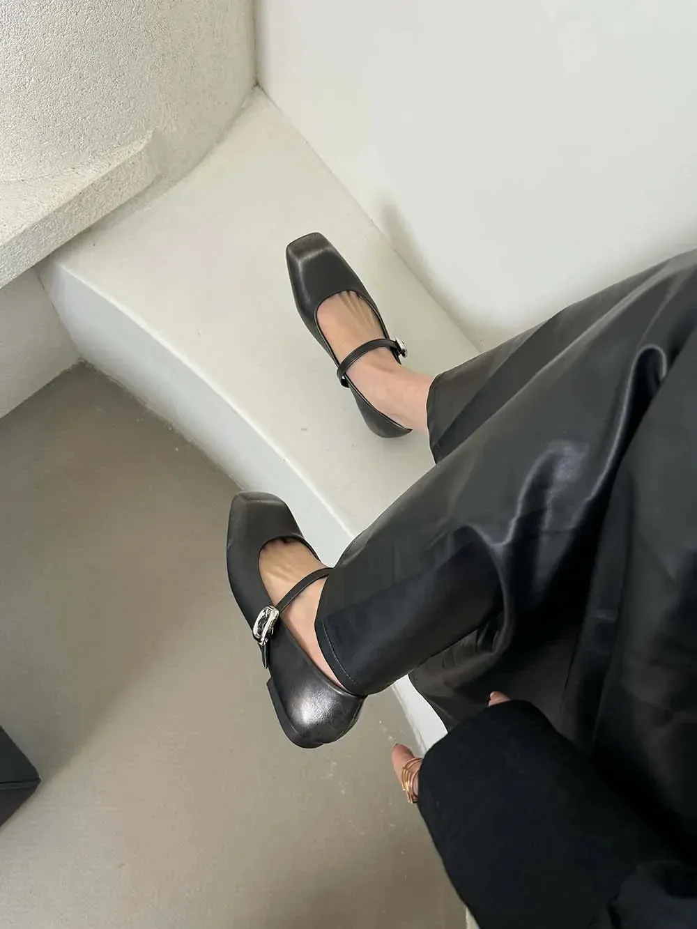 binfenxie  -  Fashion Women Flats Loafers Black Beige Brown Belt Buckle Casual Mules Size 35-39 Fashion Dress Loafers Party Pumps Shoes Woman