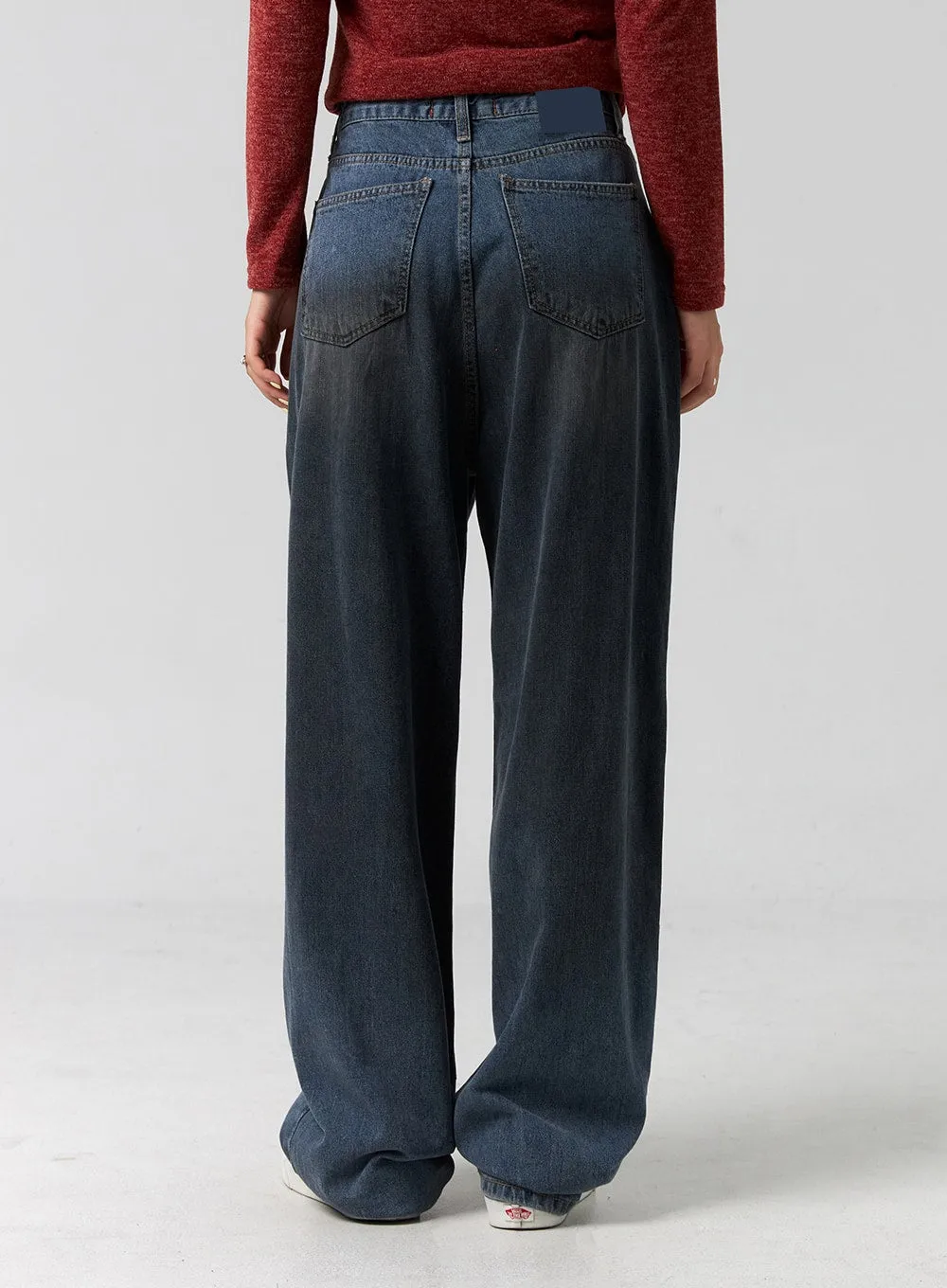 Comfy Wide-Leg Washed Jeans CG325
